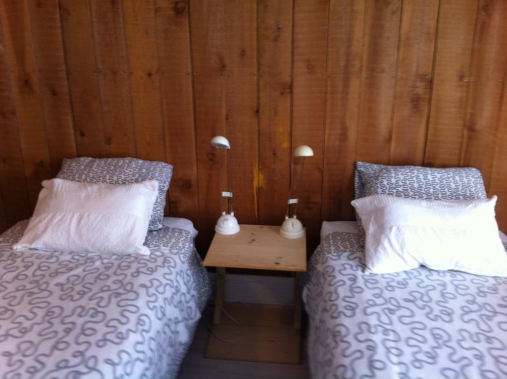 בריסל Guest House Backhouse מראה חיצוני תמונה